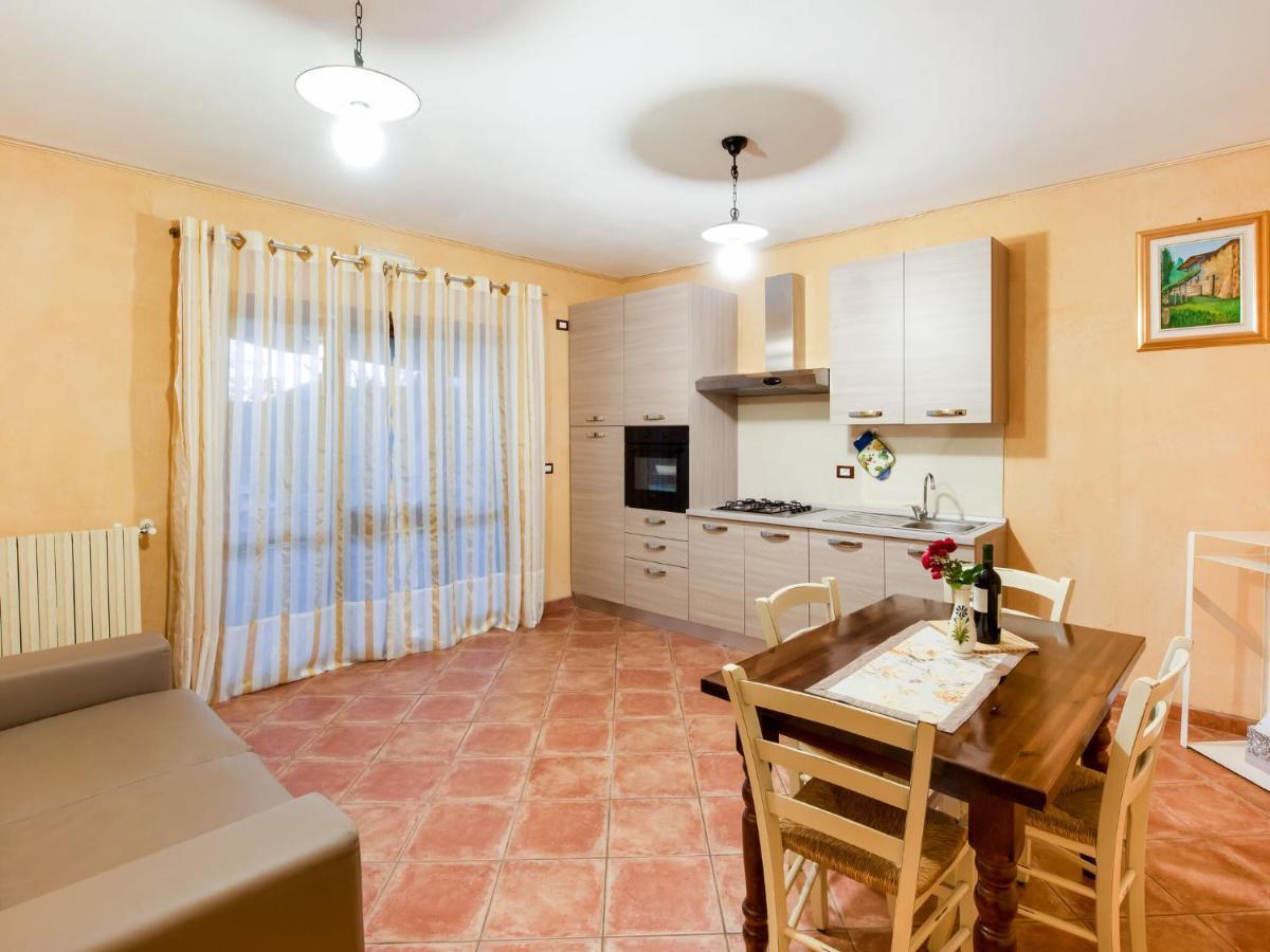 Cozy Chalet At Marone Lake Lombardy With Pool Экстерьер фото