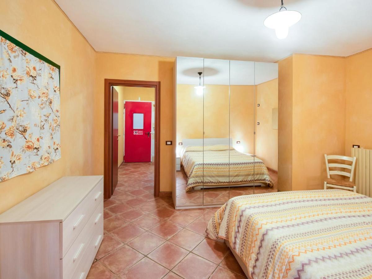 Cozy Chalet At Marone Lake Lombardy With Pool Экстерьер фото