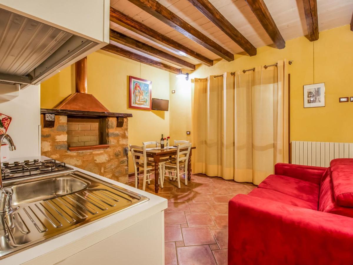 Cozy Chalet At Marone Lake Lombardy With Pool Экстерьер фото